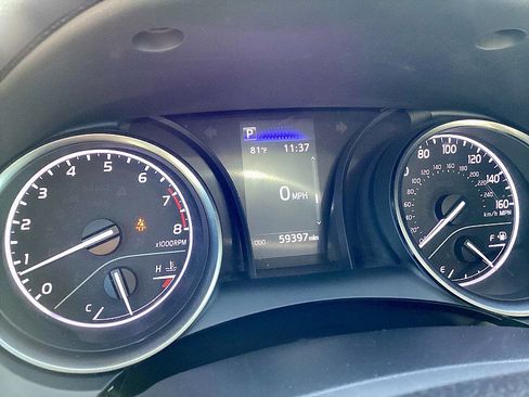 Used 2023 Toyota Camry SE image 13