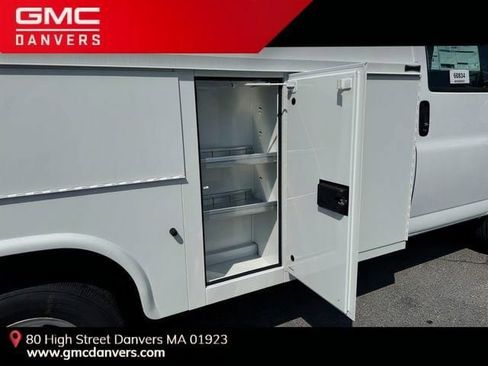 New 2025 GMC Savana 3500 w/ Power Convenience Package RWD image 8