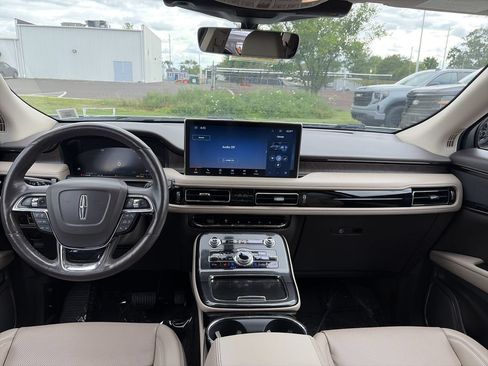 Certified 2023 Lincoln Nautilus Reserve AWD/4WD image 19