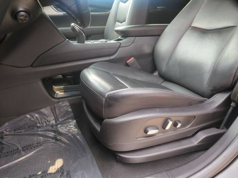 Used 2023 Cadillac XT5 Premium Luxury AWD/4WD image 14