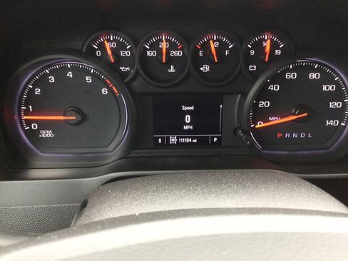 Used 2019 Chevrolet Silverado 1500 Custom w/ Custom Value Package AWD/4WD image 24
