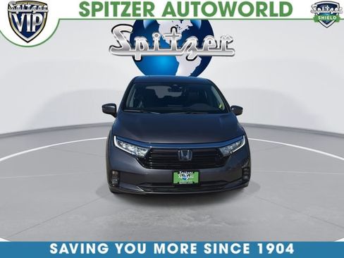 Used 2024 Honda Odyssey EX-L image 3