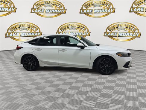 Used 2024 Honda Civic Sport Touring image 4