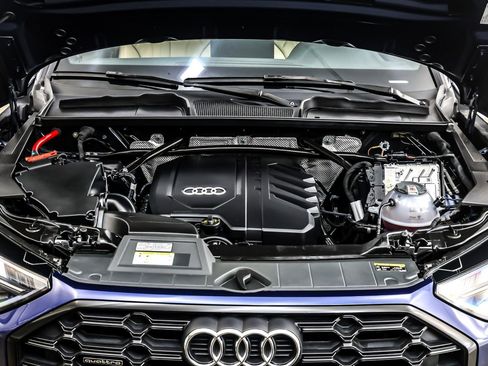 Used 2025 Audi Q5 2.0T Premium w/ Convenience Plus Package image 12