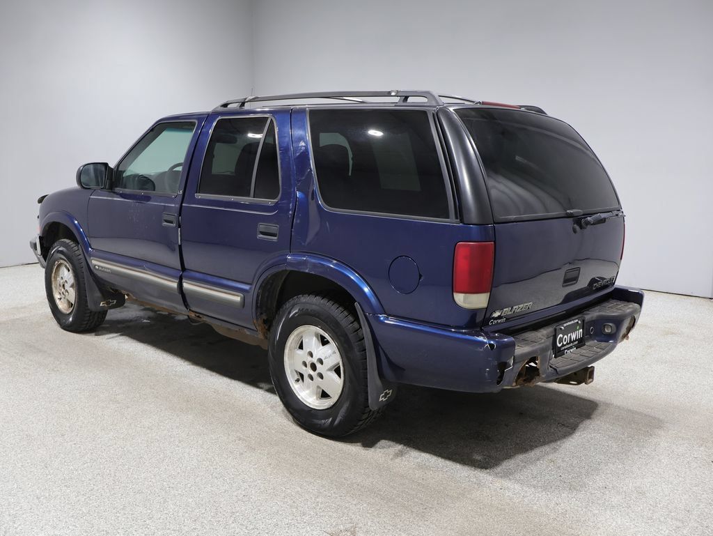 Used 2000 Chevrolet Blazer LS w/ LS Preferred Equipment Group AWD/4WD image 14