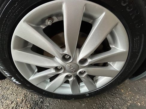 Used 2015 Kia Forte EX FWD image 22