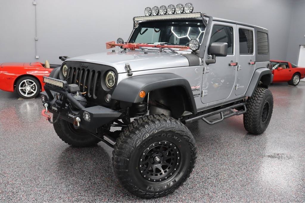 Used 2014 Jeep Wrangler Unlimited Sport w/ Quick Order Package 24S AWD/4WD image 1