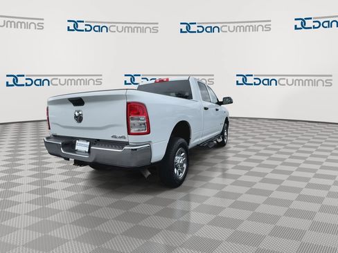 Used 2022 RAM 2500 Tradesman w/ Chrome Appearance Group AWD/4WD image 8