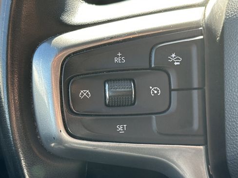 Used 2024 Chevrolet Silverado 2500 LT image 24