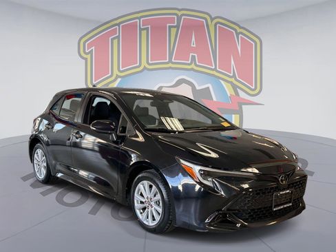 Certified 2023 Toyota Corolla SE FWD image 1