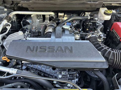 Used 2024 Nissan Rogue S AWD/4WD image 17
