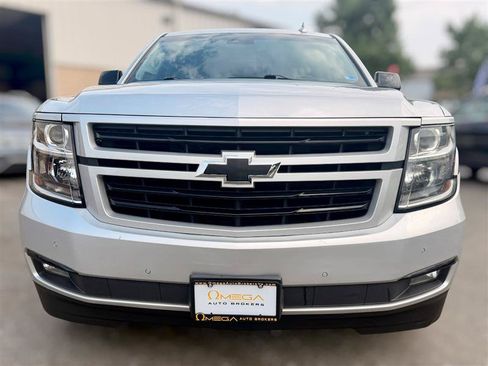 Used 2018 Chevrolet Tahoe Premier w/ RST 6.2L Performance Edition AWD/4WD image 4
