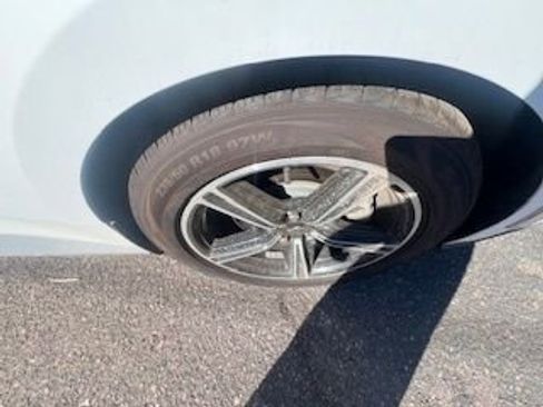 Used 2024 Ford Mustang Premium image 9