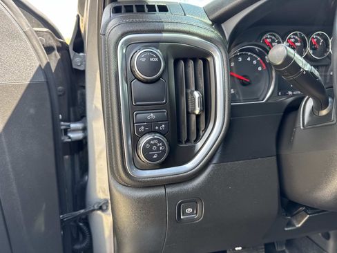 Used 2022 Chevrolet Silverado 1500 LT w/ Safety Package image 20