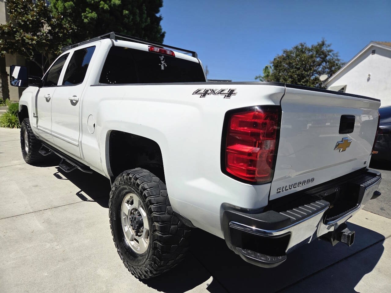 Used 2015 Chevrolet Silverado 2500 LT w/ LT Convenience Package AWD/4WD image 16