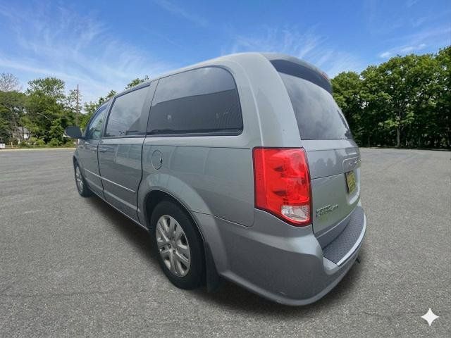 Used 2017 Dodge Grand Caravan SE w/ Power Window Group FWD image 6