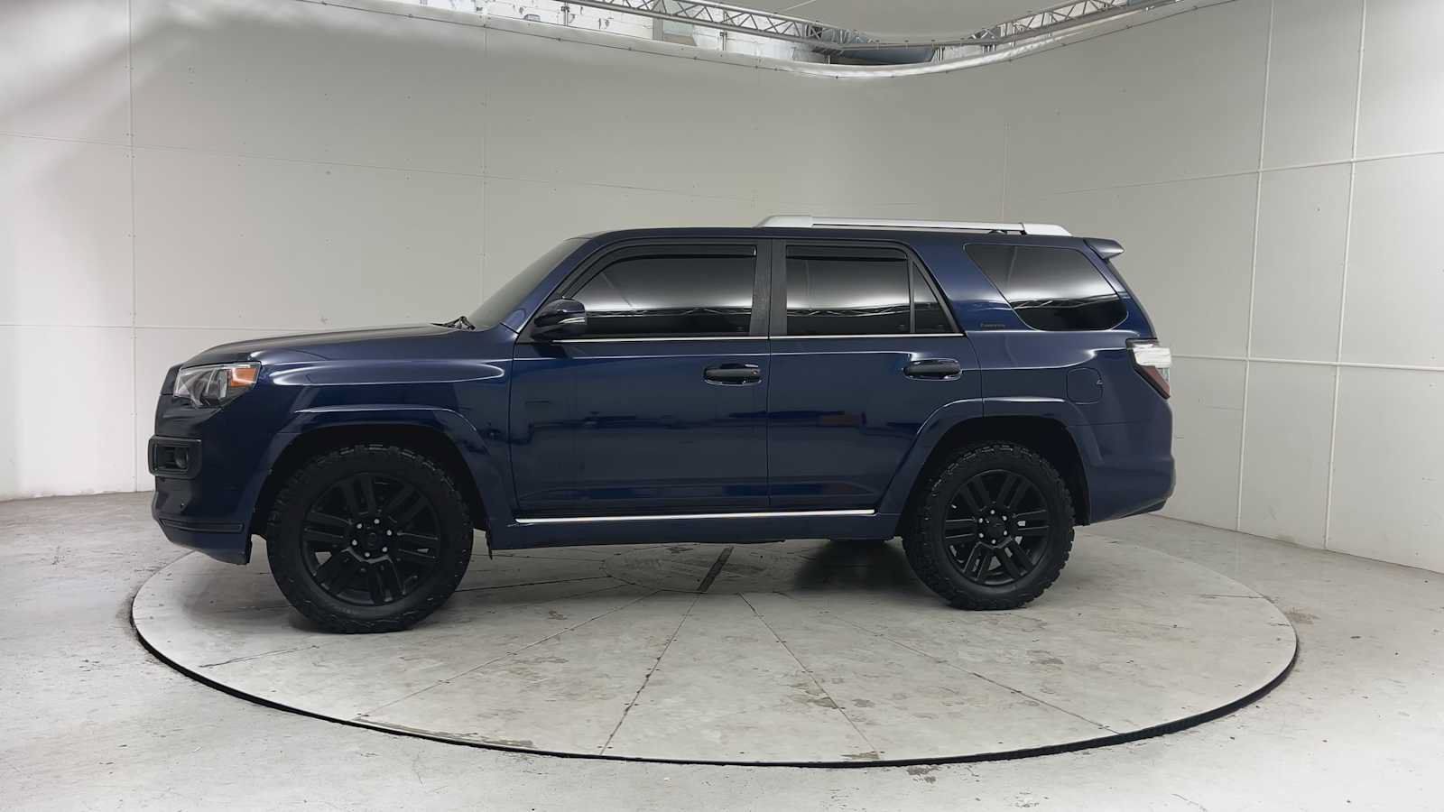 Used 2018 Toyota 4Runner Limited RWD image 4