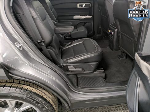 Used 2022 Ford Explorer XLT w/ Equipment Group 202A AWD/4WD image 26