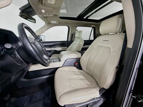 Used 2020 Ford Expedition Platinum image 22