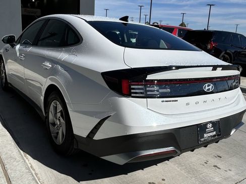 Used 2025 Hyundai Sonata SE image 4