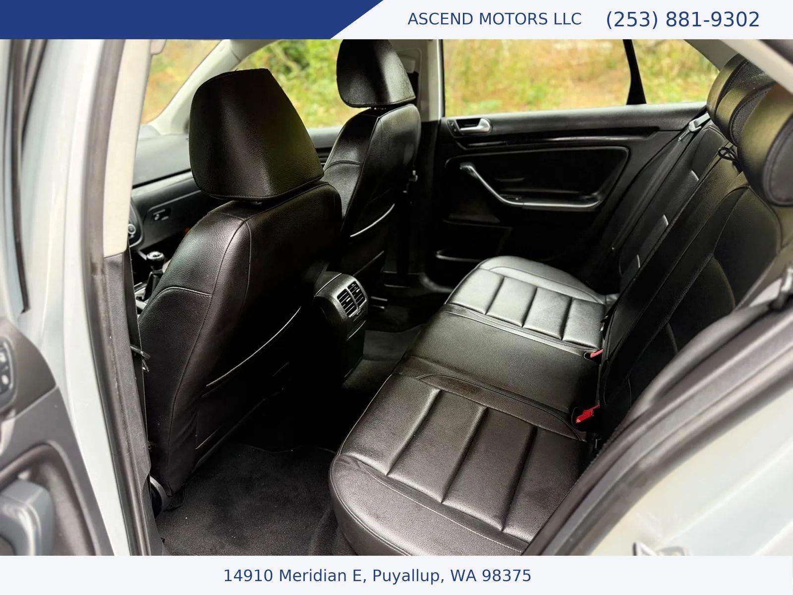 Used 2010 Volkswagen Jetta TDI FWD image 10