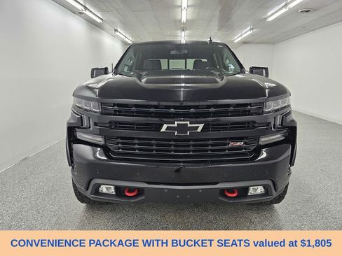 Used 2020 Chevrolet Silverado 1500 LT Trail Boss AWD/4WD image 2