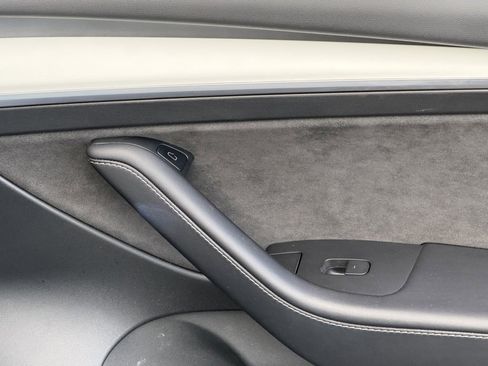 Used 2022 Tesla Model 3 Performance image 37