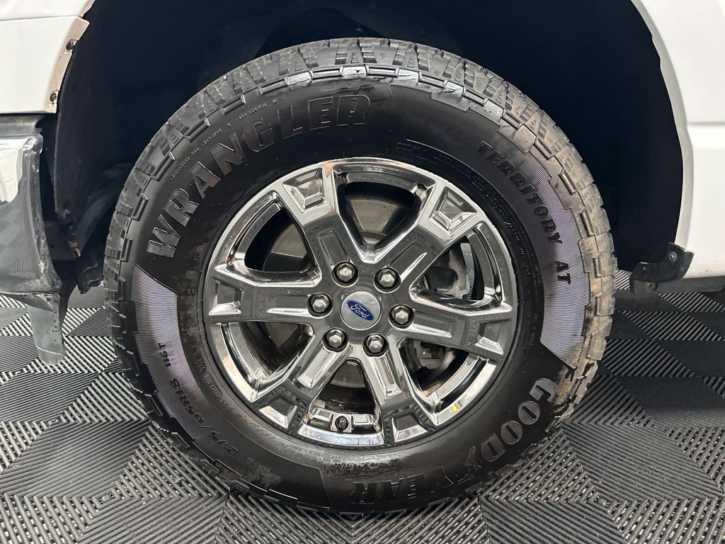 Used 2021 Ford F150 Lariat w/ Equipment Group 502A High AWD/4WD image 39