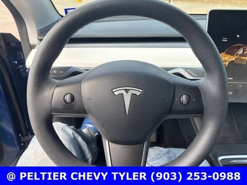 Used 2025 Tesla Model Y Long Range AWD/4WD image 20