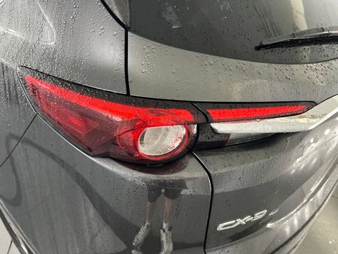 Used 2017 MAZDA CX-9 Touring FWD image 19