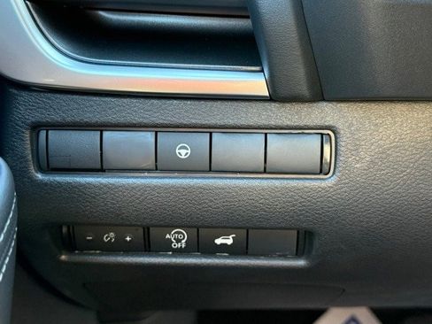 New 2026 Nissan Rogue SV image 30