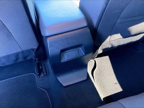 Used 2024 Subaru Impreza 2.0i image 33