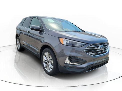 Used 2024 Ford Edge Titanium AWD/4WD image 4