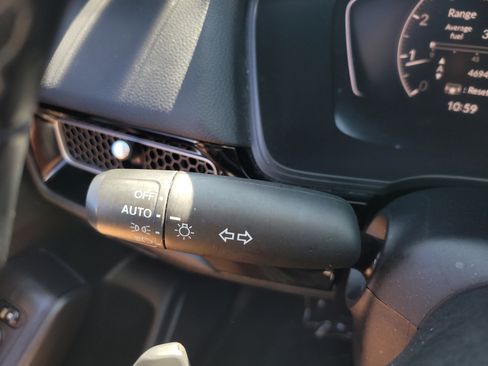 Used 2025 Honda Civic Sport image 27