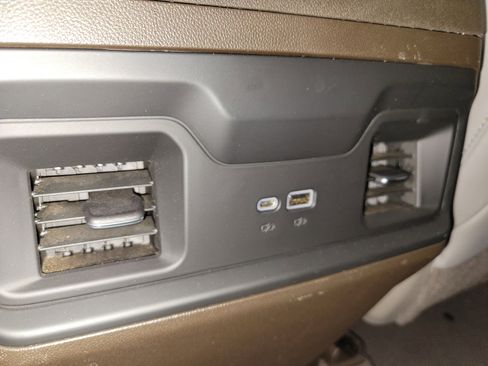 Used 2022 Chevrolet Silverado 1500 RST w/ Convenience Package II image 13