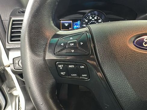 Used 2016 Ford Explorer XLT w/ Equipment Group 202A AWD/4WD image 16