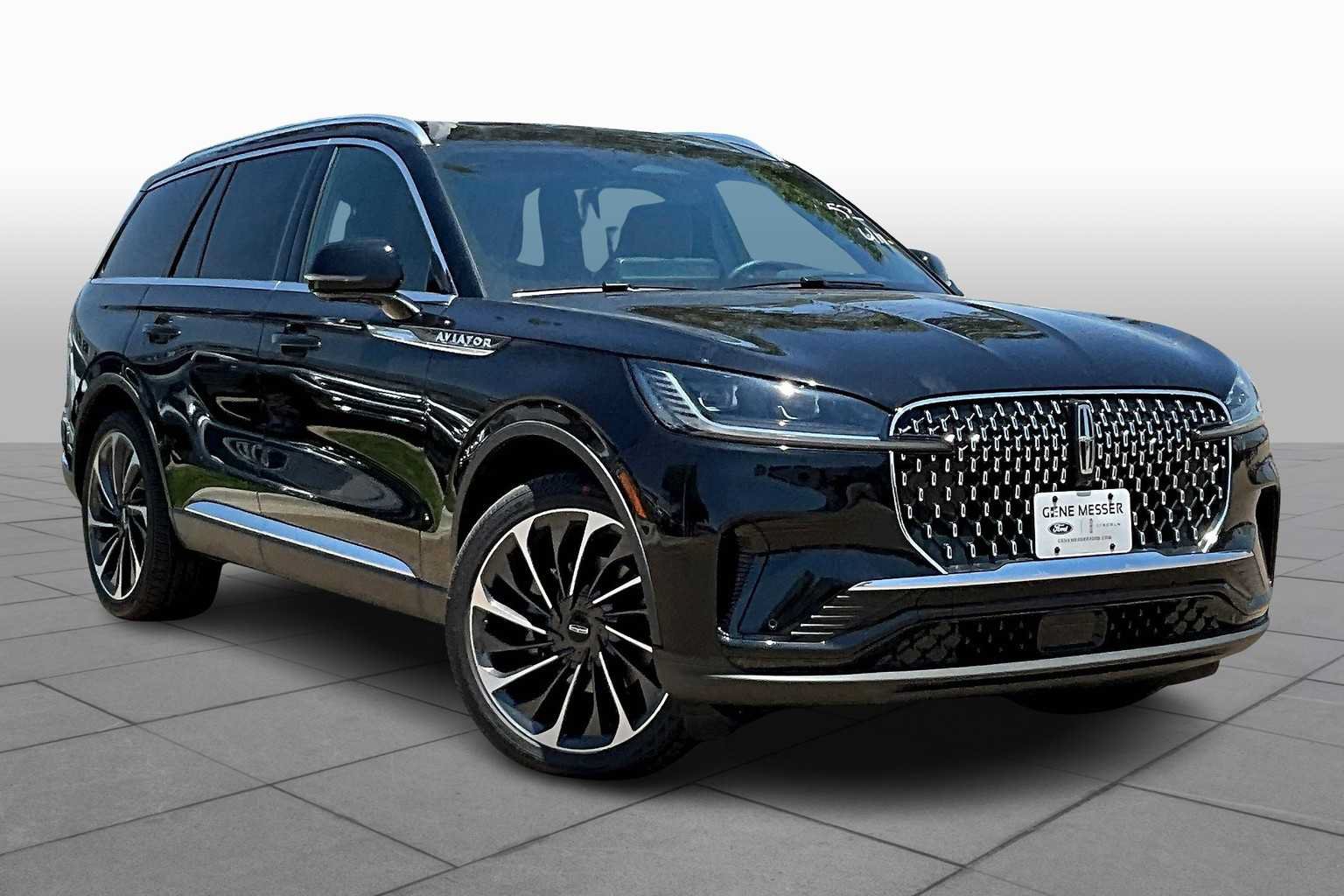 Used 2025 Lincoln Aviator Reserve w/ Luxury Package AWD/4WD image 2
