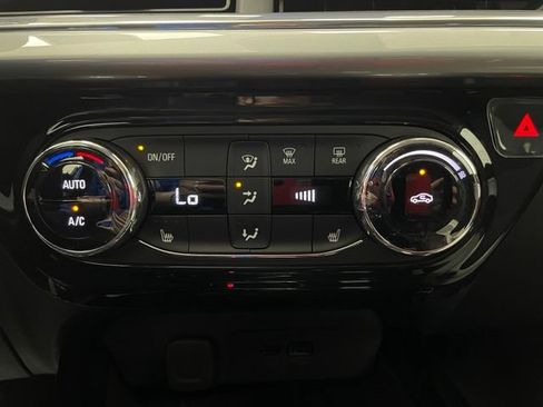 New 2026 Chevrolet Trax LT w/ Driver Confidence Package FWD image 5