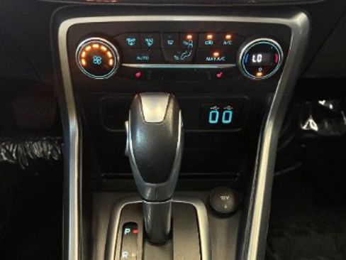 Used 2020 Ford EcoSport SE FWD image 22