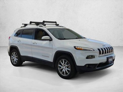 Used 2018 Jeep Cherokee Limited AWD/4WD image 3
