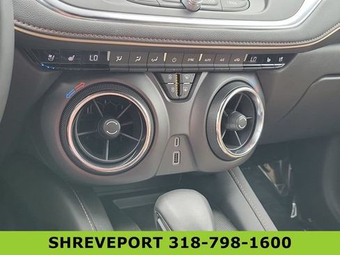 Certified 2020 Chevrolet Blazer Premier w/ Driver Confidence II Package FWD image 35