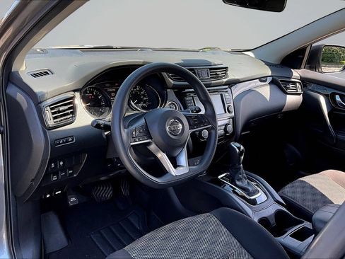 Used 2020 Nissan Rogue Sport SV AWD/4WD image 14