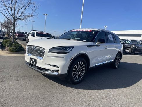 Used 2020 Lincoln Aviator Reserve w/ Elements Package Plus image 3