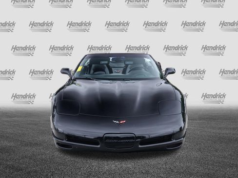 Used 2000 Chevrolet Corvette Convertible w/ Memory Pkg RWD image 3