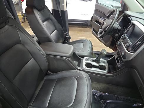 Used 2016 Chevrolet Colorado LT w/ Luxury Package, Chrome AWD/4WD image 11