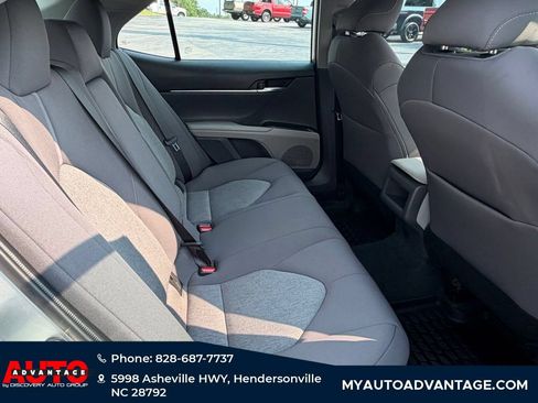 Used 2022 Toyota Camry LE FWD image 27