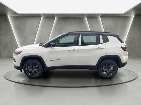 New 2026 Jeep Compass Limited AWD/4WD image 4