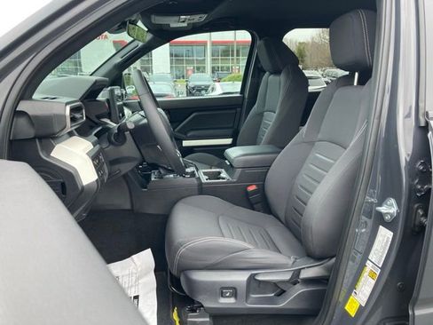 Used 2024 Toyota Tacoma TRD Off-Road image 16