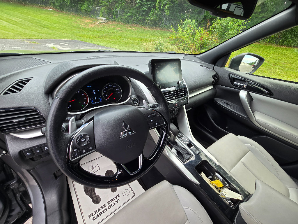 Used 2024 Mitsubishi Eclipse Cross SEL AWD/4WD image 12