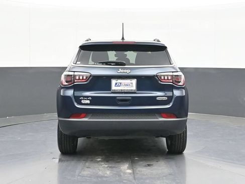 Used 2024 Jeep Compass Latitude AWD/4WD image 10